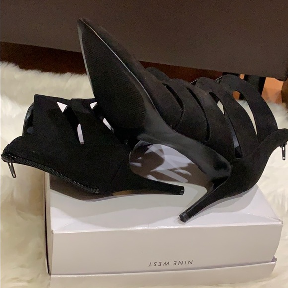 Nine West Strappy Heels “FESTIVE” - Picture 7 of 8